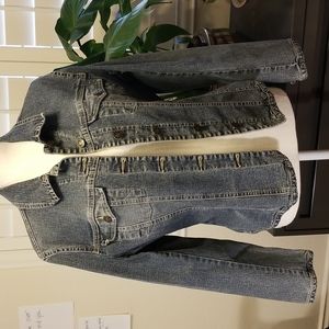 Great fit denim jacket